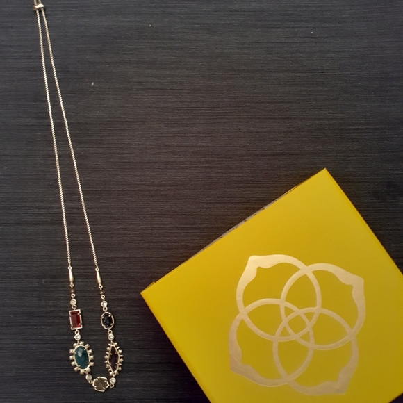 Kendra Scott gold multiple stone necklace - Picture 3 of 4